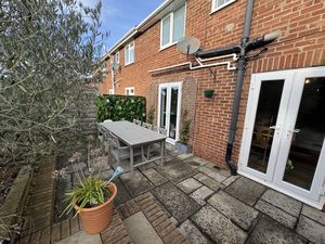 Outdoor Dining Area- click for photo gallery